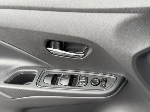 Used 2025 Nissan Versa SV w/ Trunk Package FWD image 19