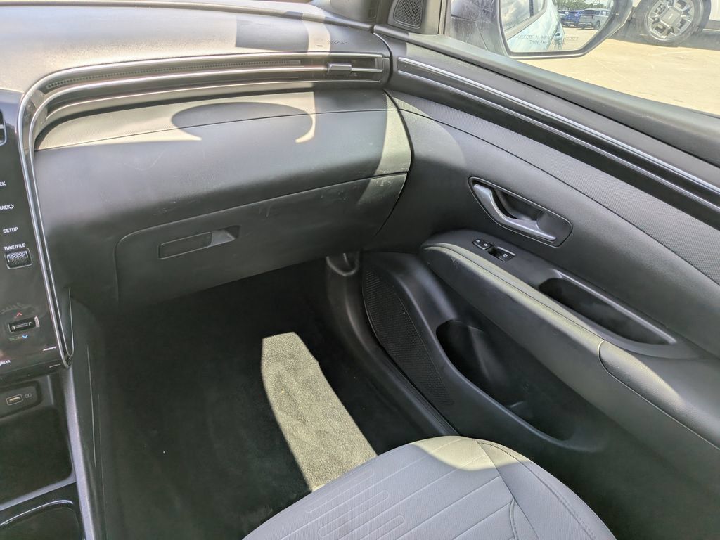 Used 2022 Hyundai Santa Cruz SEL Premium AWD/4WD image 17