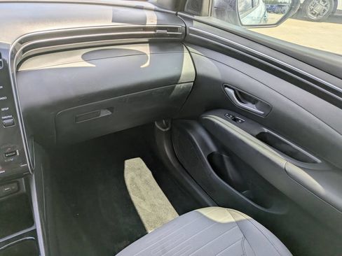 Used 2022 Hyundai Santa Cruz SEL Premium AWD/4WD image 17