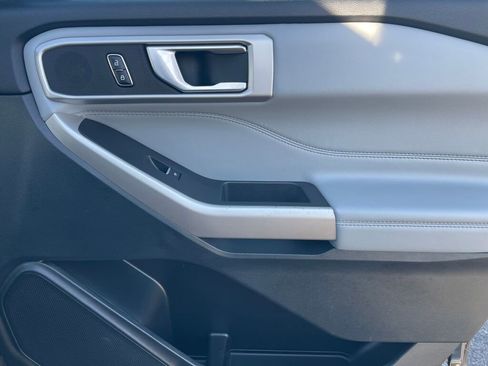 Used 2023 Ford Explorer XLT w/ Equipment Group 202A image 24