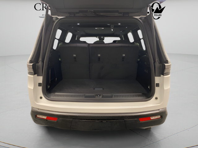 Used 2026 Jeep Grand Wagoneer 4WD w/ Premium Group I image 30