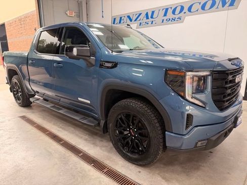 Used 2024 GMC Sierra 1500 Elevation w/ Elevation Premium Package AWD/4WD image 2