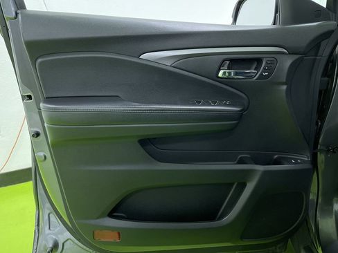 Used 2021 Honda Pilot EX-L image 16