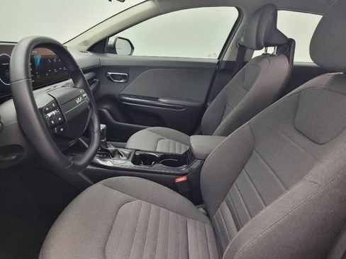 Used 2025 Kia K4 EX FWD image 17