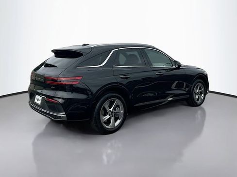 Certified 2026 Genesis GV70 2.5T Advanced image 5