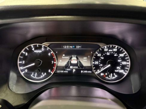 Used 2025 Nissan Rogue SV image 14