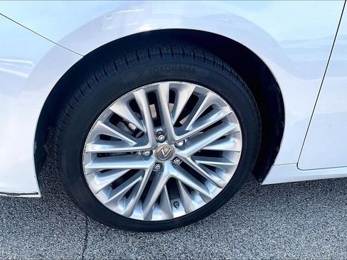Used 2014 Lexus ES 350 FWD image 11