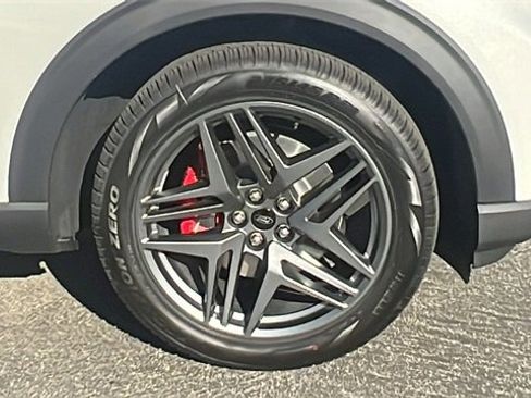 New 2025 Ford Explorer ST-Line w/ Premium Package image 9