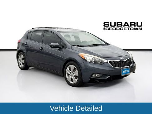 Used 2016 Kia Forte LX image 1