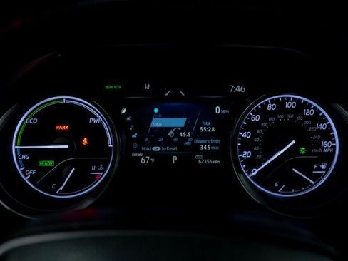 Used 2022 Toyota Camry XLE image 21