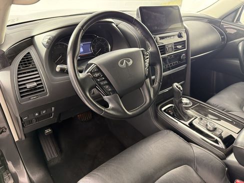 Used 2024 INFINITI QX80 Luxe AWD/4WD image 4