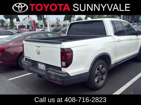 Used 2017 Honda Ridgeline RTL image 2