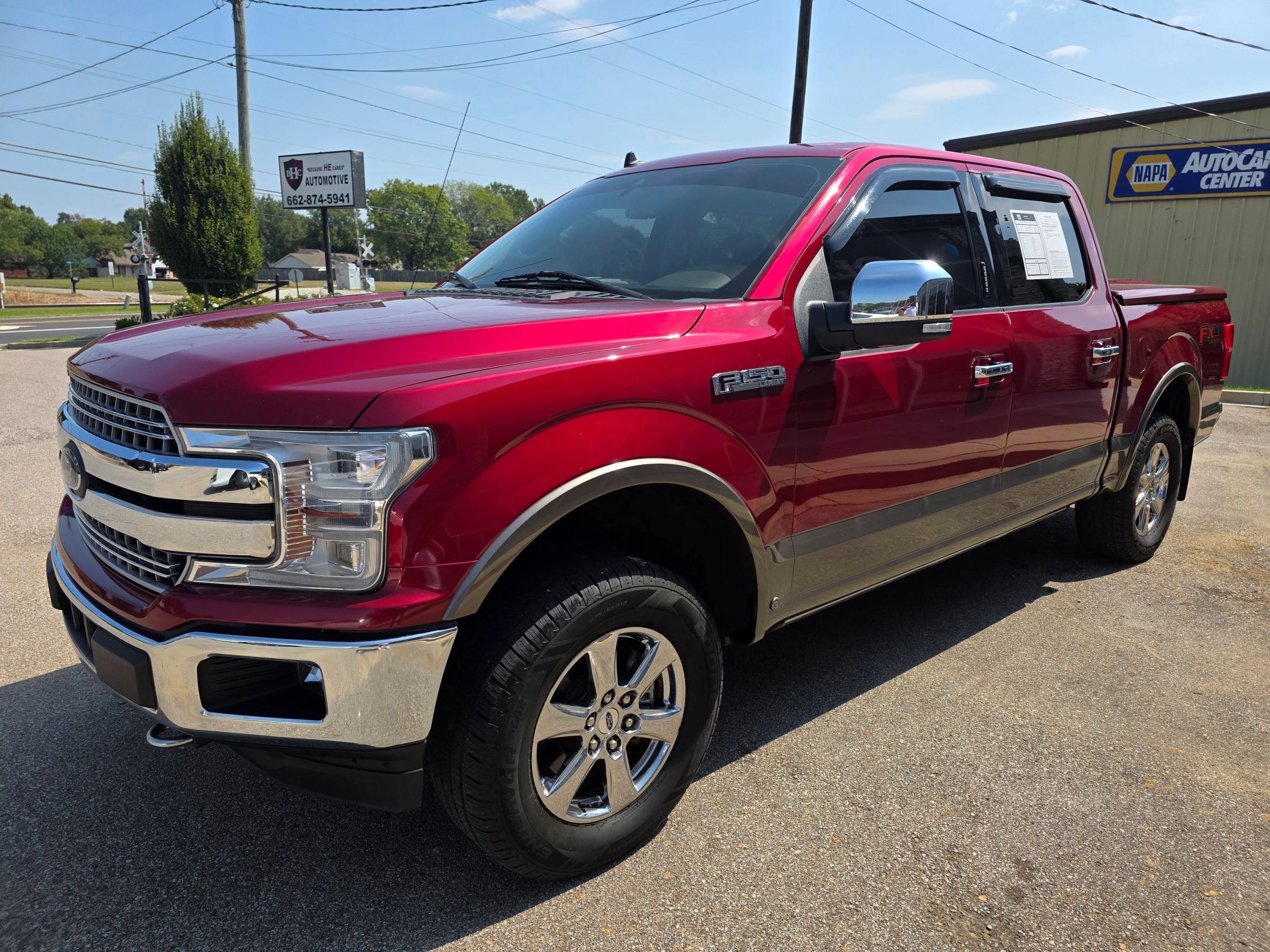 Used 2019 Ford F150 Lariat w/ Equipment Group 502A Luxury AWD/4WD image 4