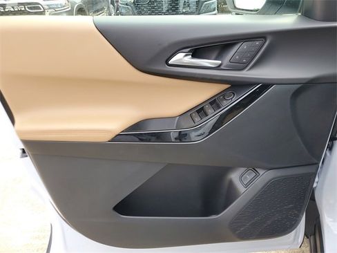 New 2026 Chevrolet Equinox ACTIV w/ Convenience Package III image 19