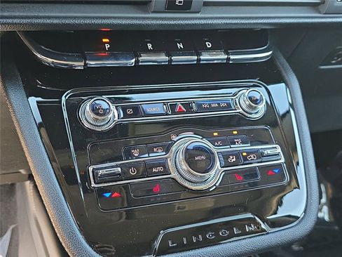 Used 2021 Lincoln Corsair FWD image 20