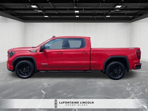 Used 2022 GMC Sierra 1500 Elevation w/ LPO, Elevation Black Package AWD/4WD image 2