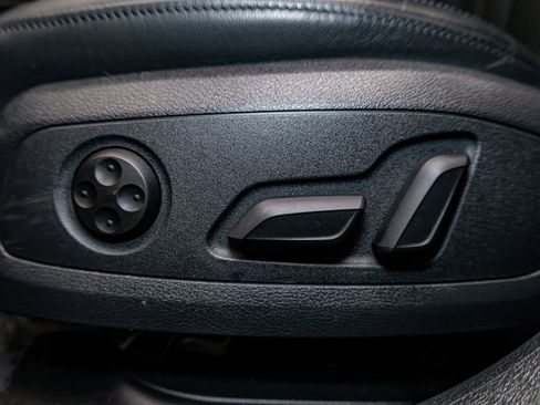 Used 2023 Audi A4 2.0T Prestige w/ Prestige Package image 19