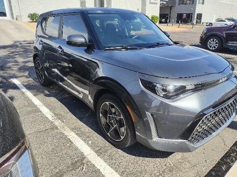 Certified 2023 Kia Soul EX FWD image 16