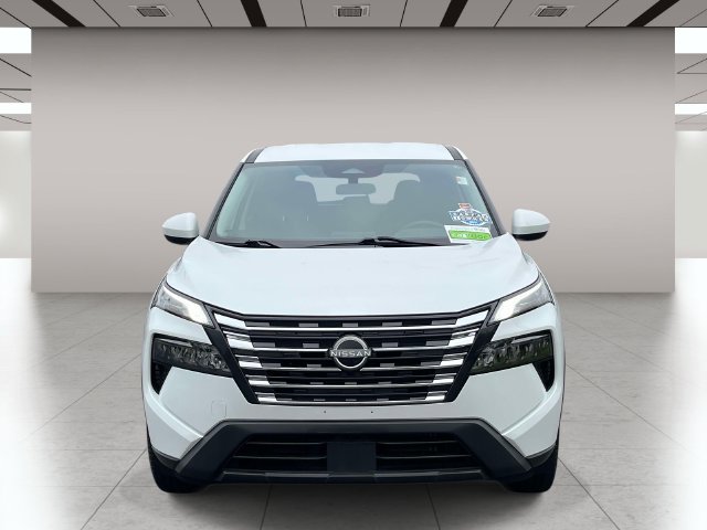 Used 2024 Nissan Rogue SV AWD/4WD image 10