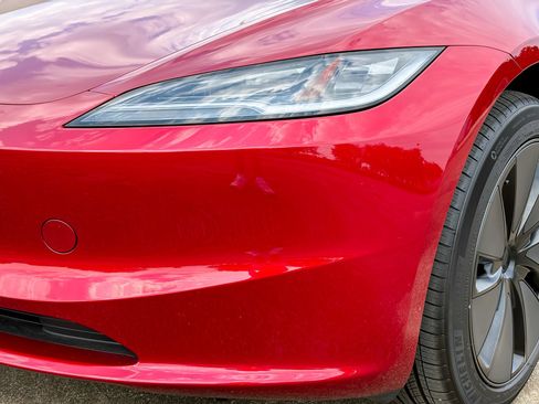 Used 2025 Tesla Model 3 RWD image 38