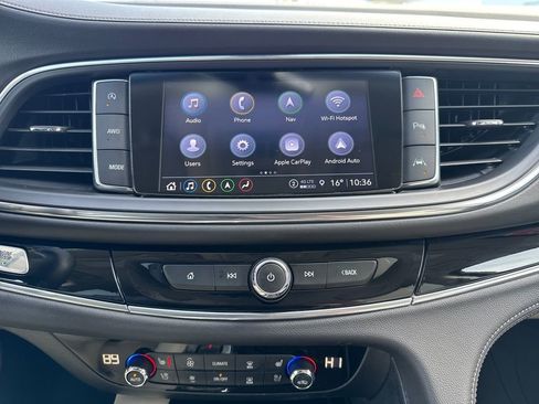 Used 2024 Buick Enclave Avenir image 27