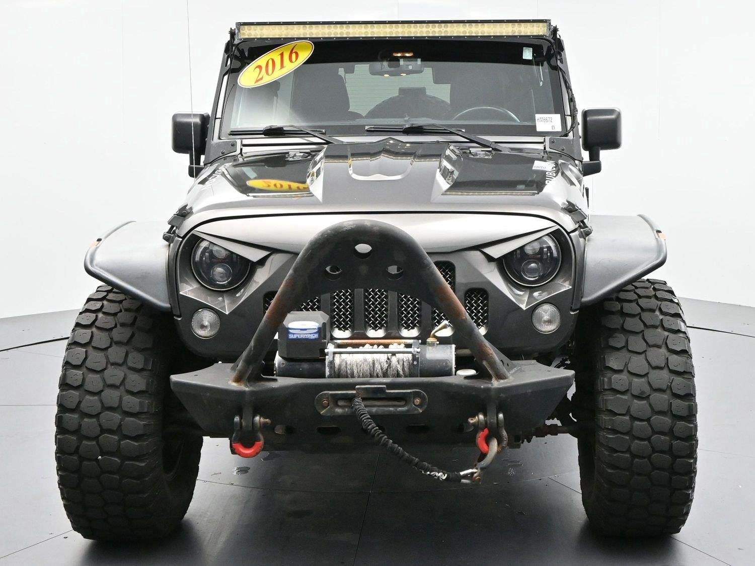 Used 2016 Jeep Wrangler Unlimited Rubicon w/ Dual Top Group AWD/4WD image 2
