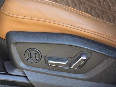 Certified 2024 Audi RS Q8 image 15