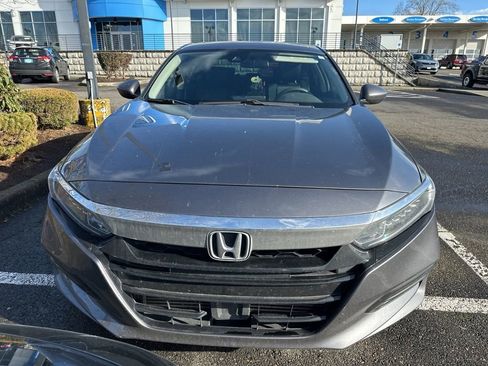 Used 2018 Honda Accord EX image 37