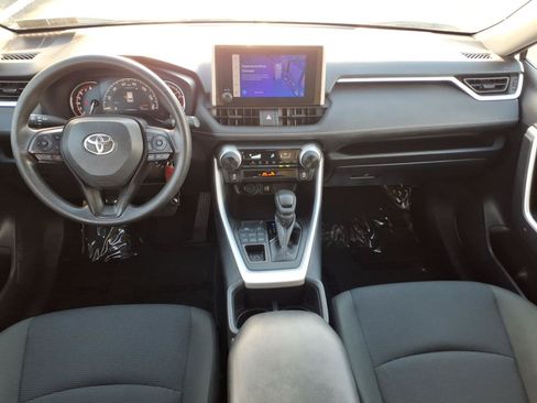 Used 2025 Toyota RAV4 LE AWD/4WD image 11