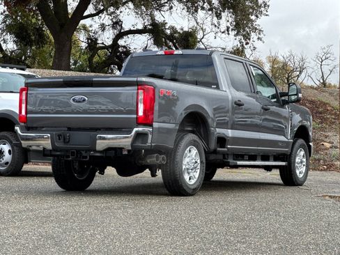 New 2026 Ford F350 XLT w/ FX4 Off-Road Package image 3