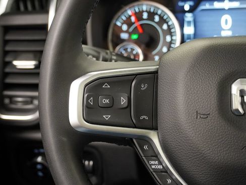Used 2025 RAM 1500 Big Horn AWD/4WD image 35