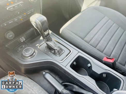 Used 2022 Ford Ranger XLT w/ Equipment Group 301A Mid AWD/4WD image 19