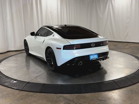 Used 2024 Nissan Z Performance w/ Floor Mat Package image 11