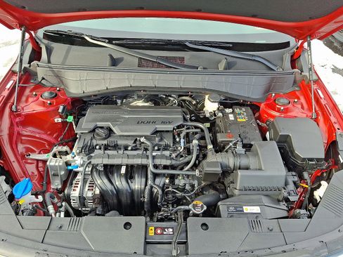 Certified 2025 Hyundai Kona SE image 28