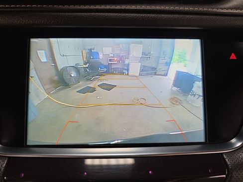 Used 2018 Cadillac XT5 AWD image 23