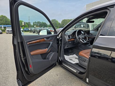 Used 2018 Audi Q5 2.0T Premium Plus AWD/4WD image 9