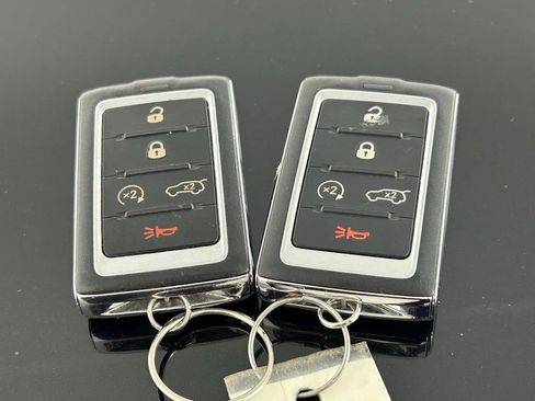 Used 2022 Jeep Wagoneer Series II image 35