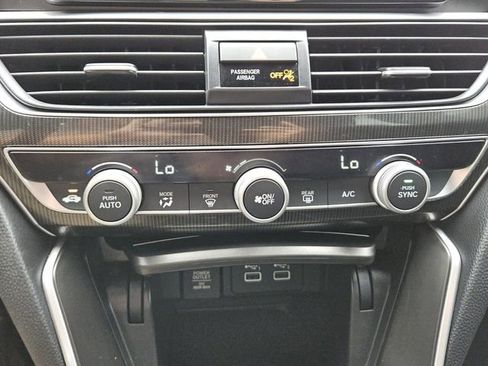 Used 2022 Honda Accord Sport image 10