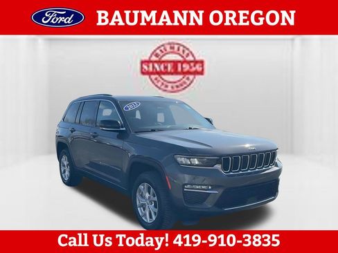 Used 2023 Jeep Grand Cherokee Limited AWD/4WD image 1
