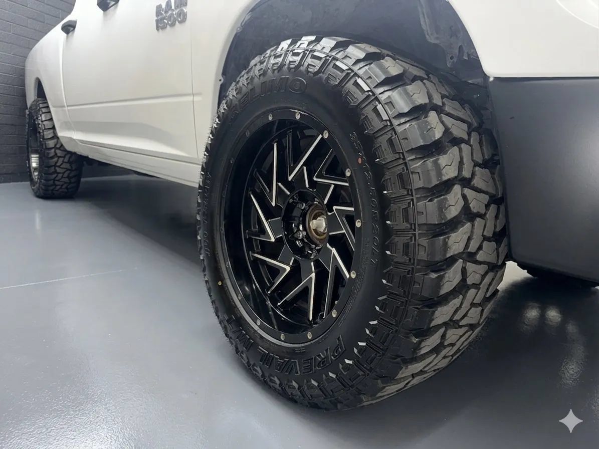 Used 2018 RAM 1500 Tradesman w/ Protection Group AWD/4WD image 17