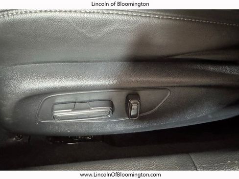 Used 2023 Honda Civic Touring image 35