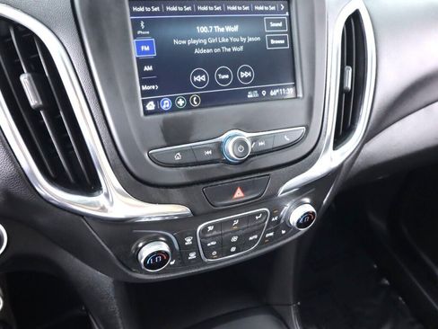 Used 2019 Chevrolet Equinox LT AWD/4WD image 15