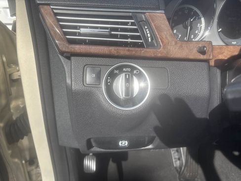 Used 2011 Mercedes-Benz E 350 Luxury w/ Premium 1 Pkg image 11