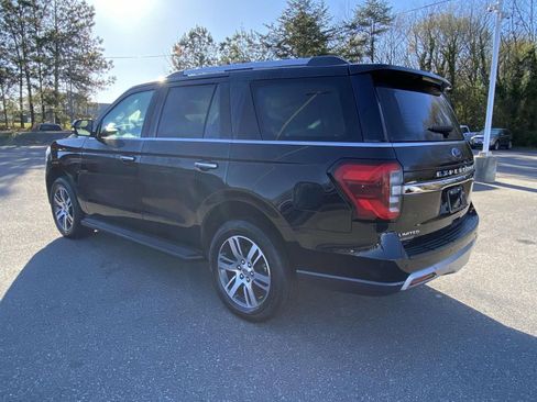 Used 2024 Ford Expedition Limited AWD/4WD image 5