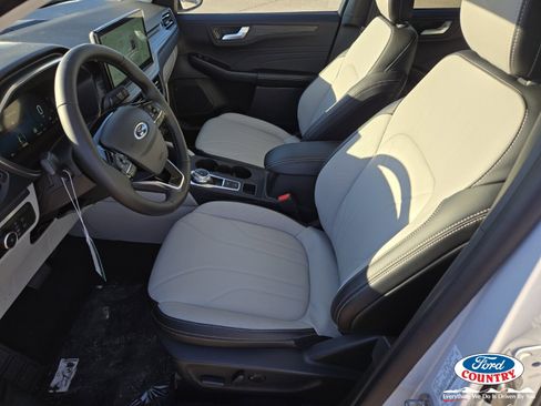New 2026 Ford Escape Platinum w/ Premium Technology Package image 6