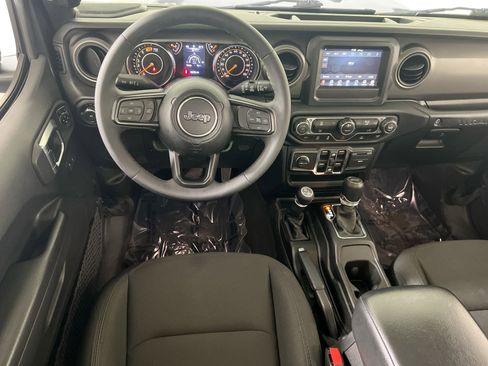 Used 2023 Jeep Wrangler Sport S image 20