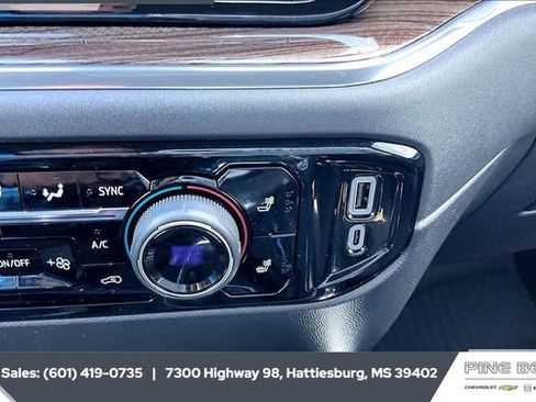 Used 2024 Chevrolet Silverado 1500 LT Trail Boss image 22