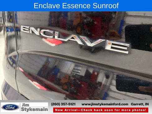 Used 2021 Buick Enclave Essence w/ Sound and Sites Package FWD image 7