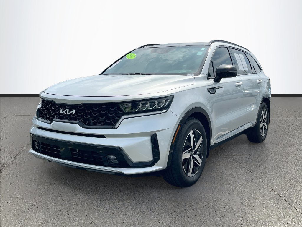 Used 2022 Kia Sorento EX w/ Panoramic Sunroof Package FWD image 3