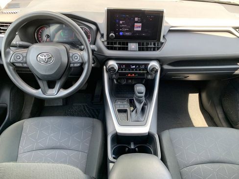 Used 2025 Toyota RAV4 XLE w/ Convenience Package FWD image 15